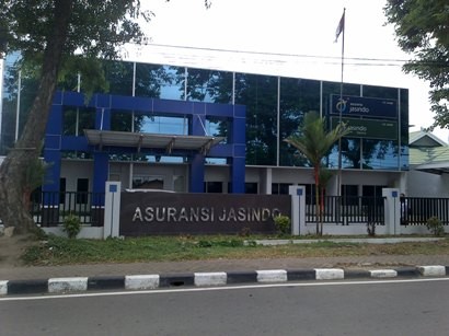 Target premi PT Asuransi Jasa Indonesia (Jasindo) Jambi pada tahun 2014 sudah mencapai 93 persen.